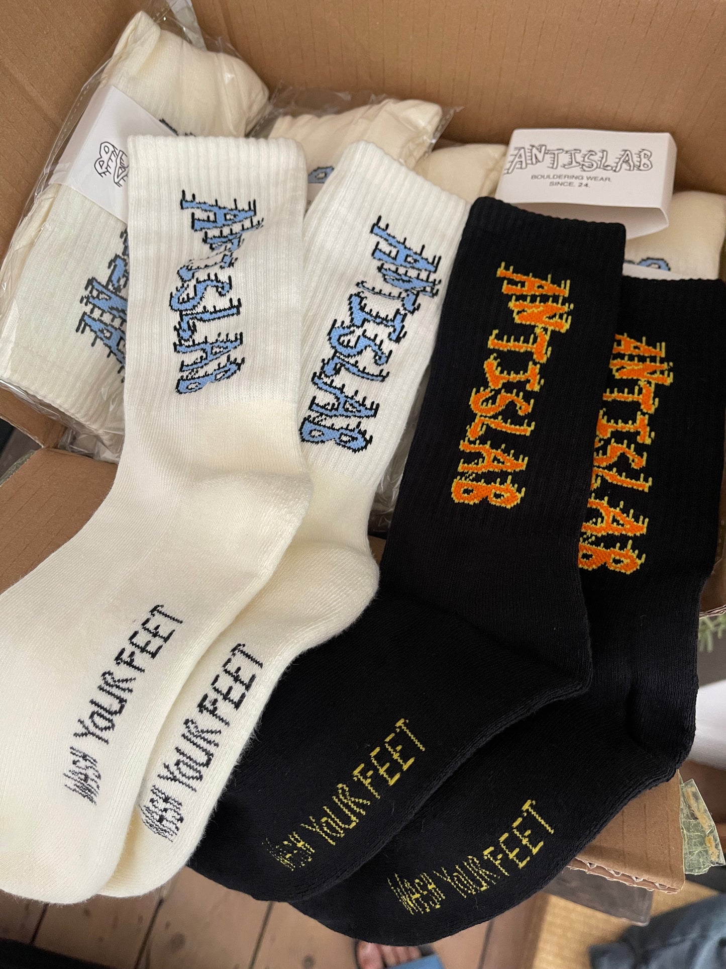 ANTISLAB SOCKS